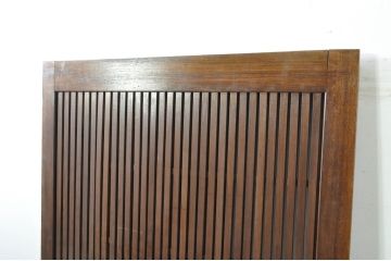 アンティーク建具　総欅(ケヤキ)材　時代の流れを感じさせる格子蔵戸1枚(引き戸、玄関戸、格子戸)(R-080185)