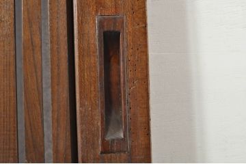 アンティーク建具　総欅(ケヤキ)材　時代の流れを感じさせる格子蔵戸1枚(引き戸、玄関戸、格子戸)(R-080185)