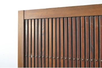 アンティーク建具　欅(ケヤキ)材　堂々とした佇まいが存在感を放つ格子蔵戸1枚(玄関戸、格子戸、引き戸)(R-080188)