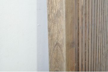アンティーク建具　欅(ケヤキ)材　堂々とした佇まいが存在感を放つ格子蔵戸1枚(玄関戸、格子戸、引き戸)(R-080188)