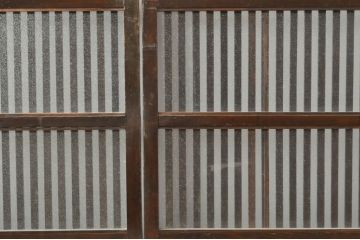 アンティーク建具　希少サイズ!!　落ち着いた和の空間を演出する背の高い幅広ガラス格子戸2枚セット(帯戸、引き戸、ガラス戸)(R-080190)