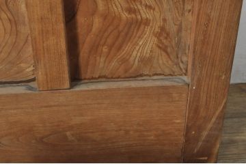 アンティーク建具　特注　上手物!!　桟も太く存在感のある銅金具がアクセントの格子蔵戸1枚(玄関戸、格子戸、引き戸)(R-080193)