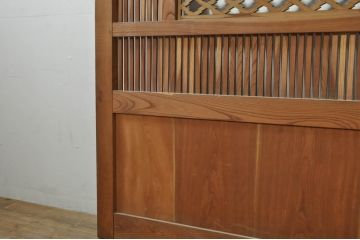 アンティーク建具　総欅(ケヤキ)材　落ち着いた和の空間を演出する組子入り格子蔵戸1枚(玄関戸、格子戸、引き戸)(R-080195)