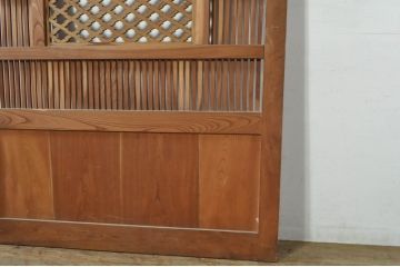 アンティーク建具　総欅(ケヤキ)材　落ち着いた和の空間を演出する組子入り格子蔵戸1枚(玄関戸、格子戸、引き戸)(R-080195)