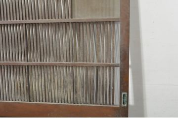 アンティーク建具　欅(ケヤキ)材　堂々とした佇まいが存在感を放つガラス入り格子蔵戸1枚(玄関戸、格子戸、引き戸)(R-080197)