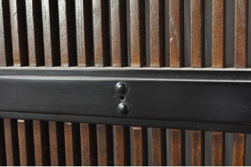 アンティーク建具　美品　欅(ケヤキ)材　和モダンな空間を演出する格子蔵戸1枚(玄関戸、格子戸、引き戸)(R-080198)