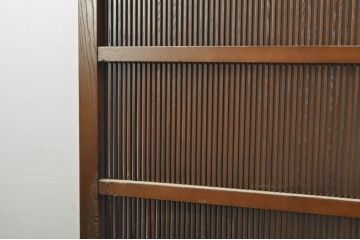 アンティーク建具　美品　欅(ケヤキ)材　和モダンな空間を演出する格子蔵戸1枚(玄関戸、格子戸、引き戸)(R-080198)