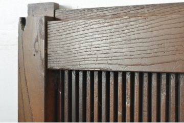 アンティーク建具　美品　欅(ケヤキ)材　和モダンな空間を演出する格子蔵戸1枚(玄関戸、格子戸、引き戸)(R-080198)