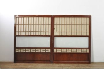 アンティーク建具　上手物!!　高級品　欅(ケヤキ)材　古い大邸宅で使われていた漆塗りの大きな障子戸2枚セット(引き戸、ガラス帯戸)(R-080200)