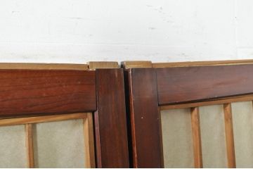 アンティーク建具　上手物!!　高級品　欅(ケヤキ)材　古い大邸宅で使われていた漆塗りの大きな障子戸2枚セット(引き戸、ガラス帯戸)(R-080200)