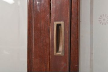 アンティーク建具　上手物!!　高級品　欅(ケヤキ)材　古い大邸宅で使われていた漆塗りの大きな障子戸2枚セット(引き戸、ガラス帯戸)(R-080200)
