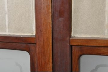 アンティーク建具　上手物!!　高級品　欅(ケヤキ)材　古い大邸宅で使われていた漆塗りの大きな障子戸2枚セット(引き戸、ガラス帯戸)(R-080200)