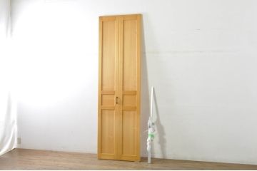 中古　美品　特注　高級品!!　総檜(ヒノキ)材　特大　職人手作りの背の高い折れ戸1枚(建具、木製扉)(R-080204)