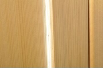 中古　美品　特注　高級品!!　総檜(ヒノキ)材　特大　職人手作りの背の高い折れ戸1枚(建具、木製扉)(R-080204)