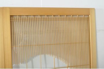 中古　美品　ペットドア付き　ひょうたんのデザインがアクセントの背の高い格子入りアクリル戸2枚セット(格子戸、引き戸、ガラス戸、建具)(R-080206)
