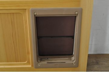 中古　美品　ペットドア付き　ひょうたんのデザインがアクセントの背の高い格子入りアクリル戸2枚セット(格子戸、引き戸、ガラス戸、建具)(R-080206)