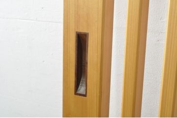 中古　美品　様々なインテリアに馴染むシンプルな荒格子戸1枚(引き戸、建具)(R-080207)