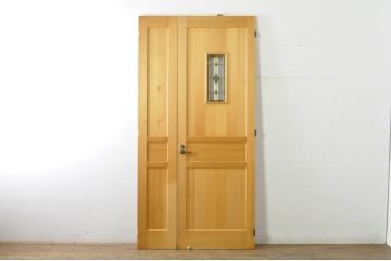 中古　特大　ステンドグラスがアクセントの親子ドア(木製扉、建具)(R-080210)