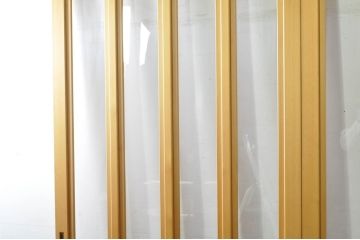中古　ペットドア付き　和モダンな空間づくりにおすすめのアクリル戸3枚セット(引き戸、ガラス戸、建具)(R-080212)