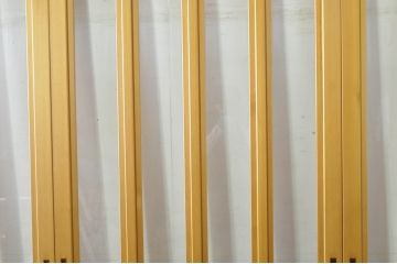 中古　ペットドア付き　和モダンな空間づくりにおすすめのアクリル戸3枚セット(引き戸、ガラス戸、建具)(R-080212)
