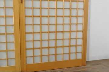 中古　落ち着きのある空間を演出する升目(マス目)の格子入りガラス戸3枚セット(きつね格子、狐格子、格子戸、引き戸、建具)(R-080214)