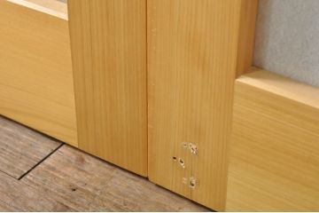 中古　落ち着きのある空間を演出する升目(マス目)の格子入りガラス戸3枚セット(きつね格子、狐格子、格子戸、引き戸、建具)(R-080214)