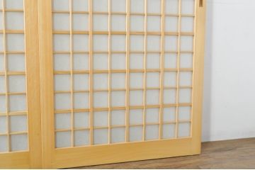 中古　落ち着きのある空間を演出する升目(マス目)の格子入りガラス戸3枚セット(きつね格子、狐格子、格子戸、引き戸、建具)(R-080214)