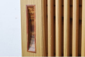 中古　杉材　和の空間を高める格子窓2枚セット(引き戸、格子戸、建具)(R-080216)