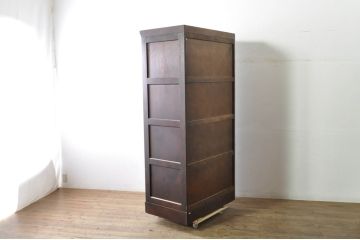 中古　美品　希少モデル　北海道民芸家具　濃淡のある木の色味が美しい収納力抜群のワードローブ(洋服タンス、収納棚、戸棚)(R-080218)