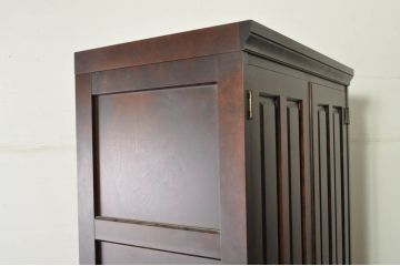 中古　美品　希少モデル　北海道民芸家具　濃淡のある木の色味が美しい収納力抜群のワードローブ(洋服タンス、収納棚、戸棚)(R-080218)