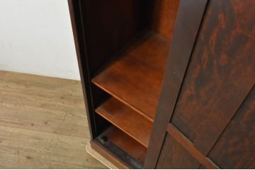 中古　美品　希少モデル　北海道民芸家具　幅狭　細身で取り入れやすい上品な幅狭ワードローブ(洋服タンス、収納棚、ロッカータンス)(R-080219)