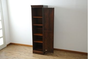 中古　美品　希少モデル　北海道民芸家具　幅狭　細身で取り入れやすい上品な幅狭ワードローブ(洋服タンス、収納棚、ロッカータンス)(R-080219)