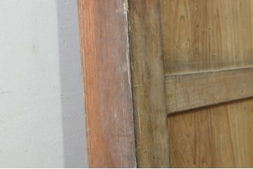 アンティーク建具　上手物!!　うさぎの金具も良いね　厚く背も高い高級な格子蔵戸1枚(引き戸、玄関戸、格子戸)(R-080223)