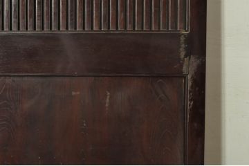 アンティーク建具　上手物!!　富山産　総欅(ケヤキ)材　裏側まで漆塗りの格子蔵戸1枚(引き戸、玄関戸、格子戸)(R-080225)