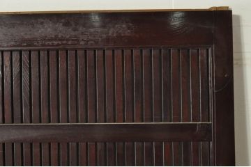 アンティーク建具　上手物!!　富山産　総欅(ケヤキ)材　裏側まで漆塗りの格子蔵戸1枚(引き戸、玄関戸、格子戸)(R-080225)