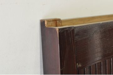 アンティーク建具　上手物!!　富山産　総欅(ケヤキ)材　裏側まで漆塗りの格子蔵戸1枚(引き戸、玄関戸、格子戸)(R-080225)