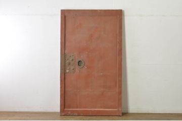 アンティーク建具　重厚な味わい深い鉄板張りの蔵戸1枚(鉄扉、玄関戸、引き戸)(R-080228)