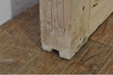 アンティーク建具　重厚な味わい深い鉄板張りの蔵戸1枚(鉄扉、玄関戸、引き戸)(R-080228)
