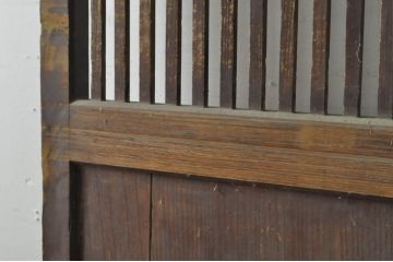 アンティーク建具　落ち着いた和の空間を演出する格子蔵戸1枚(引き戸、玄関戸、格子戸)(R-080230)