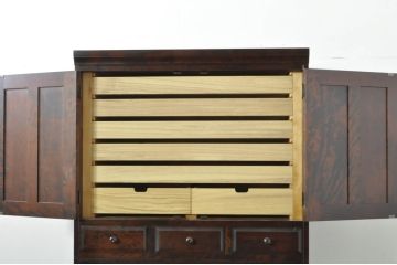 中古　美品　北海道民芸家具　たっぷり収納できる背の高い和タンス(和箪笥、引き出し、着物箪笥、衣装箪笥、チェスト)(R-080234)