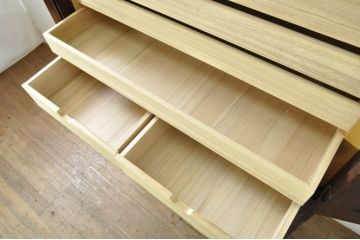 中古　美品　北海道民芸家具　たっぷり収納できる背の高い和タンス(和箪笥、引き出し、着物箪笥、衣装箪笥、チェスト)(R-080234)