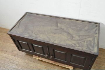 中古　美品　北海道民芸家具　台輪(脚)付きリメイク　落ち着いた雰囲気が魅力的なテレビ台(テレビボード、ローボード、リビングボード、サイドボード、収納棚、戸棚)(R-080237)