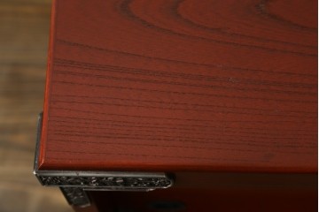 新古　未使用展示品　四国・高松　飛鳥欅箪笥　艶やかな朱色が魅力的な箪笥ローボード　(R-080238)
