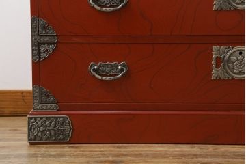 中古　展示品　未使用品　四国・高松　飛鳥欅箪笥　艶やかな朱色が魅力的な箪笥ローチェスト(和たんす、衣装タンス、収納箪笥、引き出し、ローボード、テレビ台、TVボード)(R-080240)