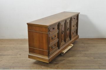 中古　DREXEL HERITAGE(ドレクセルヘリテイジ)　FRANCESCA(フランチェスカ)シリーズ　堂々とした重厚な佇まいが魅力のサイドボード(サイドチェスト、サイドキャビネット、リビングボード)(R-080242)