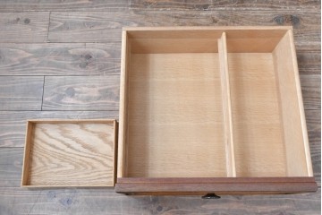 中古　DREXEL HERITAGE(ドレクセルヘリテイジ)　FRANCESCA(フランチェスカ)シリーズ　堂々とした重厚な佇まいが魅力のサイドボード　(R-080242)