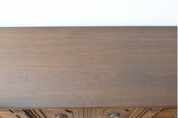 中古　DREXEL HERITAGE(ドレクセルヘリテイジ)　FRANCESCA(フランチェスカ)シリーズ　堂々とした重厚な佇まいが魅力のサイドボード　(R-080242)