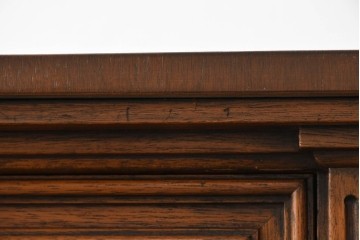 中古　DREXEL HERITAGE(ドレクセルヘリテイジ)　FRANCESCA(フランチェスカ)シリーズ　堂々とした重厚な佇まいが魅力のサイドボード　(R-080242)