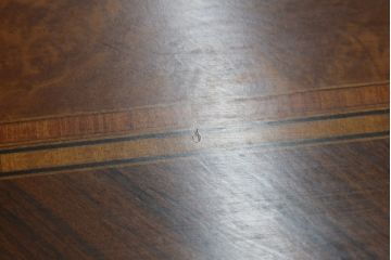 中古　イタリア　輸入家具　凛とした佇まいが美しい象嵌入りのデスク(コンソールテーブル、平机、ワークデスク、在宅用、在宅ワーク用)(R-080244)