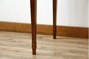 中古　イタリア　輸入家具　凛とした佇まいが美しい象嵌入りのデスク(コンソールテーブル、平机、ワークデスク、在宅用、在宅ワーク用)(R-080244)